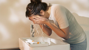 Dr. Hauschka Verzorgingsplannen voor jouw huidbeeld Dr. Hauschka Verzorgingsplannen voor jouw huidbeeld